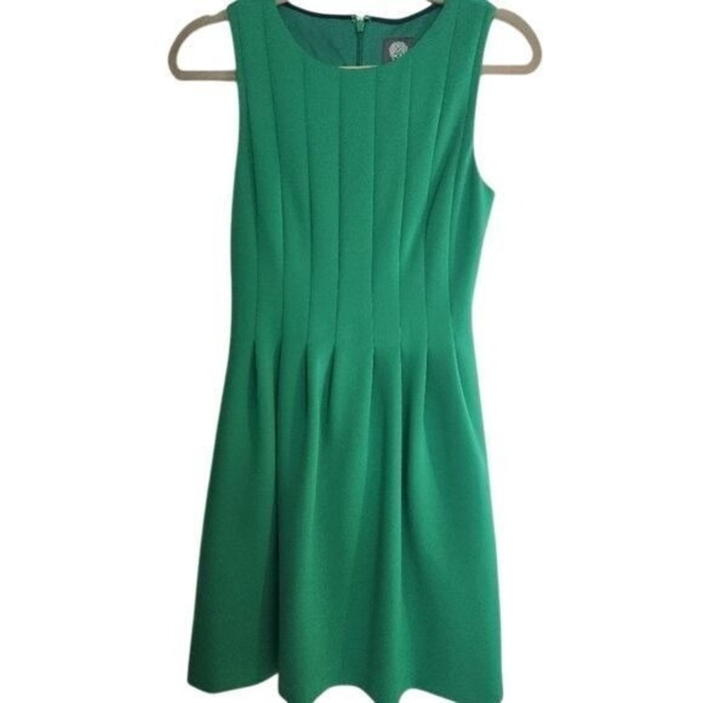 Vince Camuto Green Knee Length Scuba Dress Pleated Back Zip Pockets Sleeveless 4